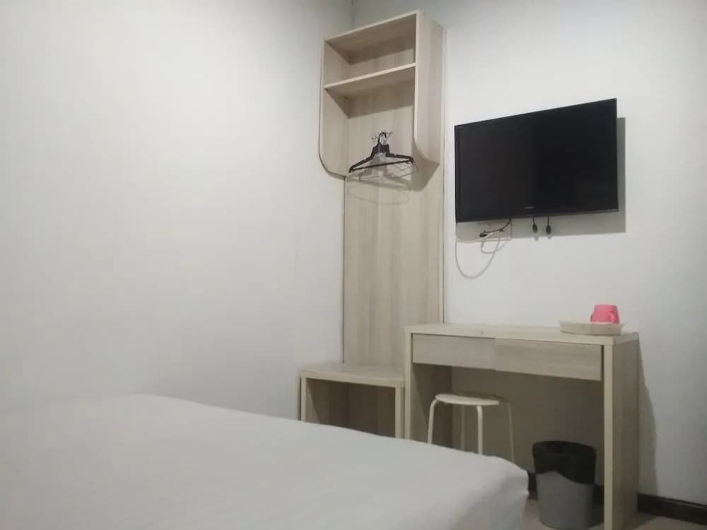 OYO 89903 MS City Hotel - photo 6
