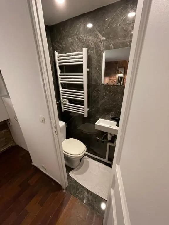 Canal Saint Martin Apartments - photo 10