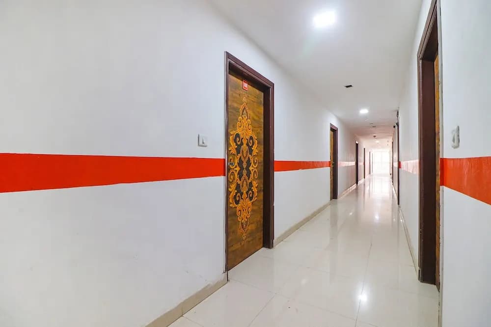 Abode Inn - photo 13