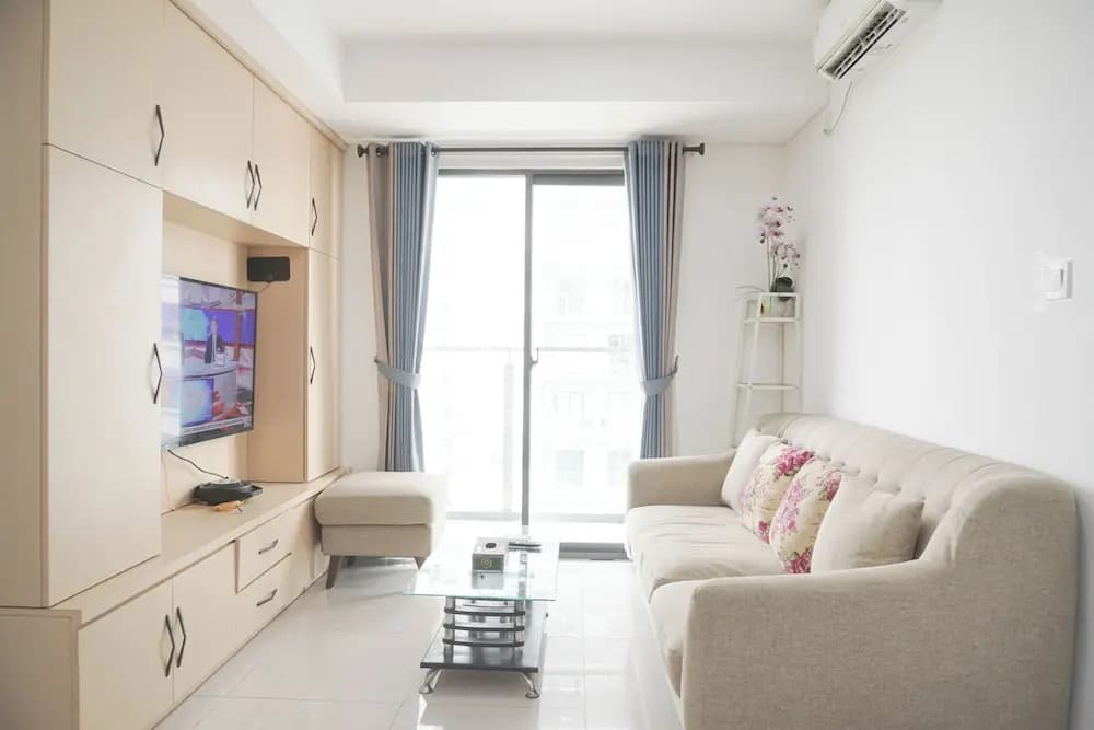 Restful And Modern 3Br At Daan Mogot City Apartment - photo 3