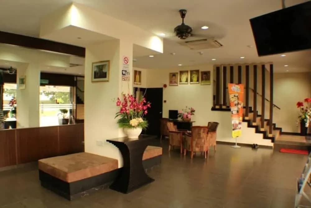 D&F Boutique Hotel - photo 2