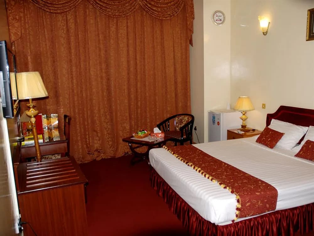 Kings Square Hotel - photo 5