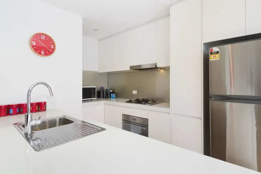 Executive Living in Caulfield - photo 5