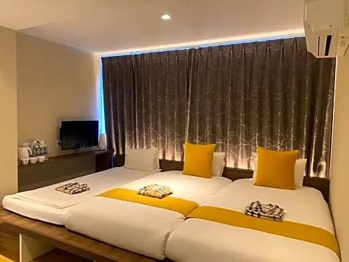 Culti Earl Hotel - photo 3