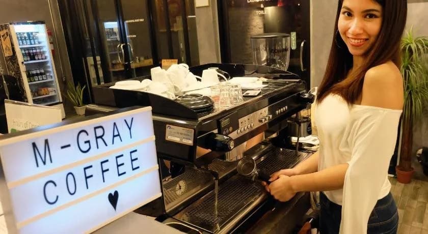 M Gray Hostel & Cafe - photo 30