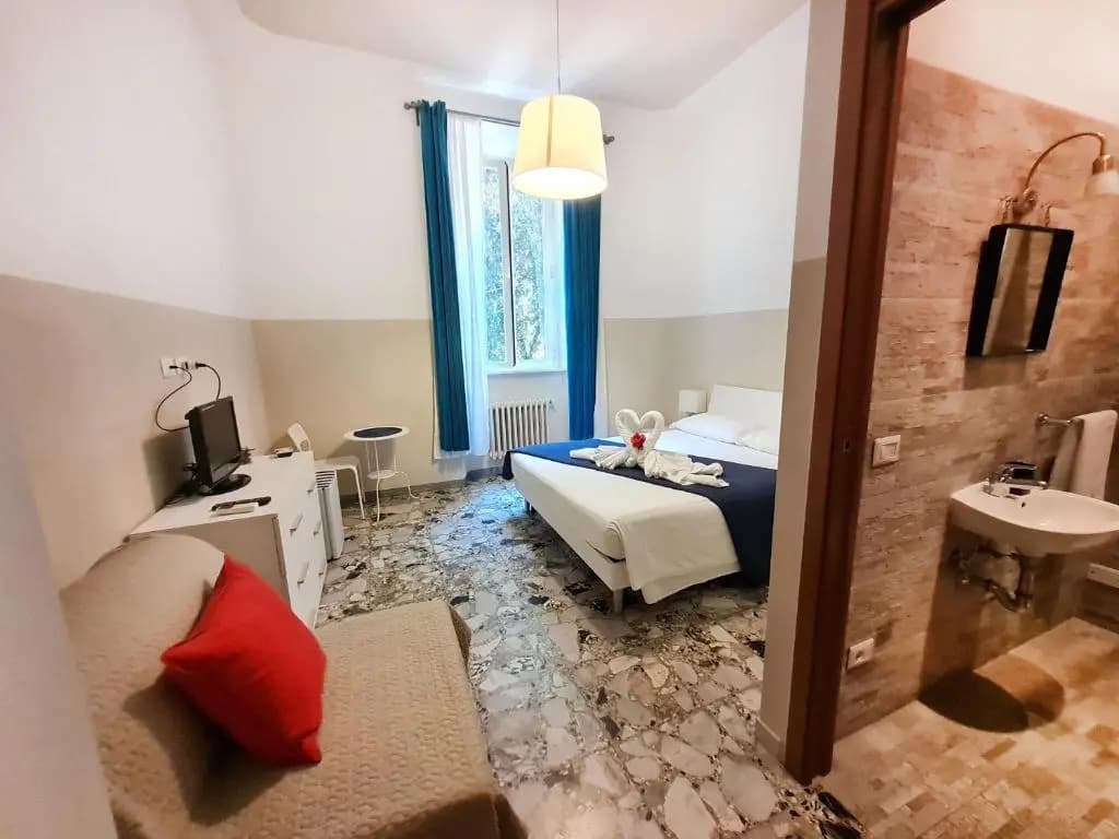 La Dolce Vita Guesthouse - photo 2
