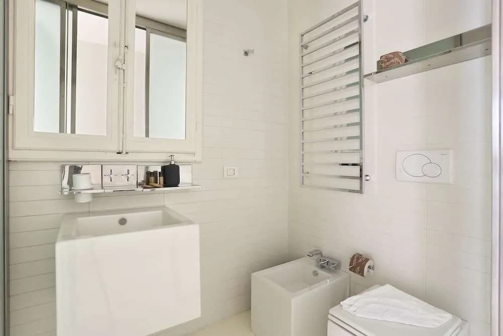 Luxury Apartment in Central Florence - photo 8