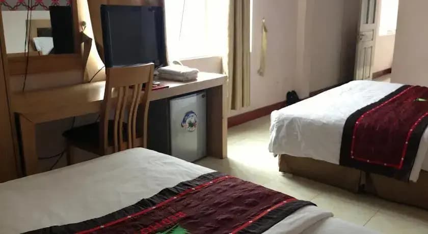 Red Hotel - Thuy Khue - photo 10