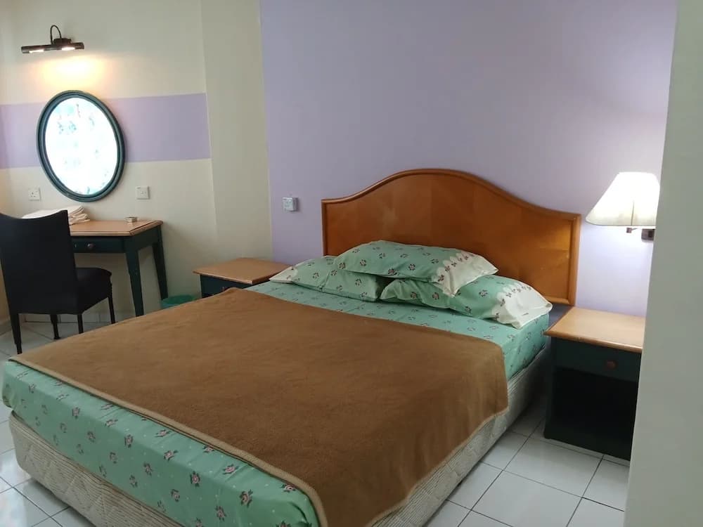 Seri Bulan Condominium - photo 3