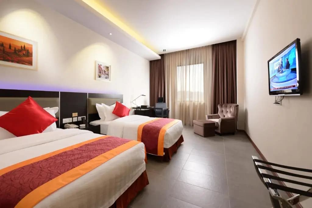 E-Red Hotel Kuantan - photo 5