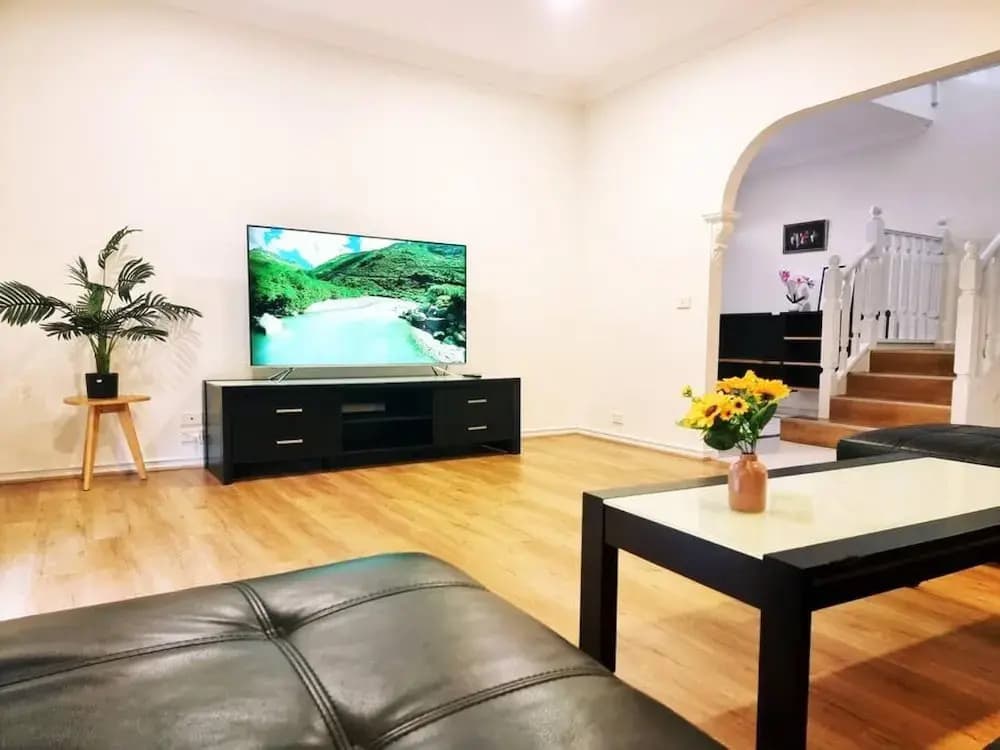 Rosie House - Spacious Comfortable Home - photo 6