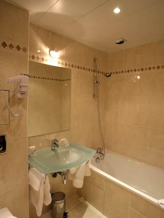 121 Paris Hotel - photo 6