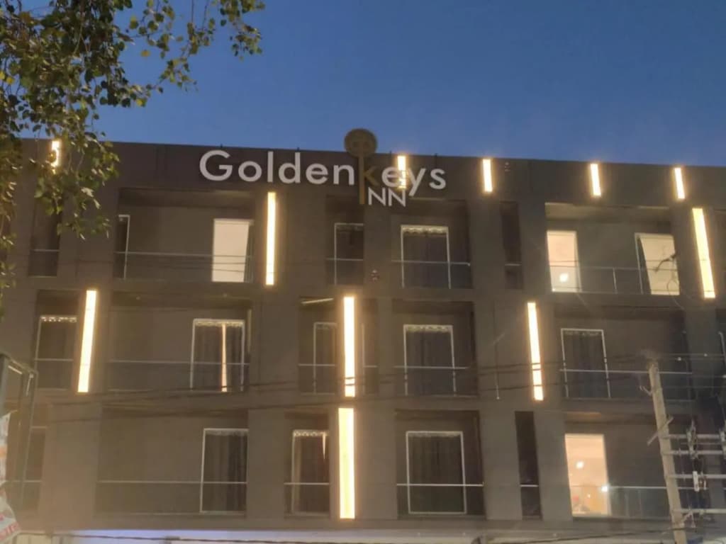 Golden Keys Inn - photo 17
