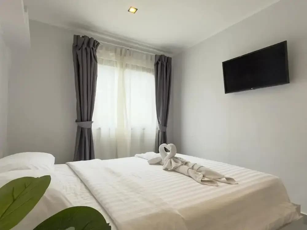 Garden View Apt- 1BR T1-103 - photo 2