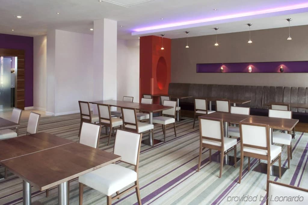 Premier Inn London Ilford - Newbury Park - photo 17