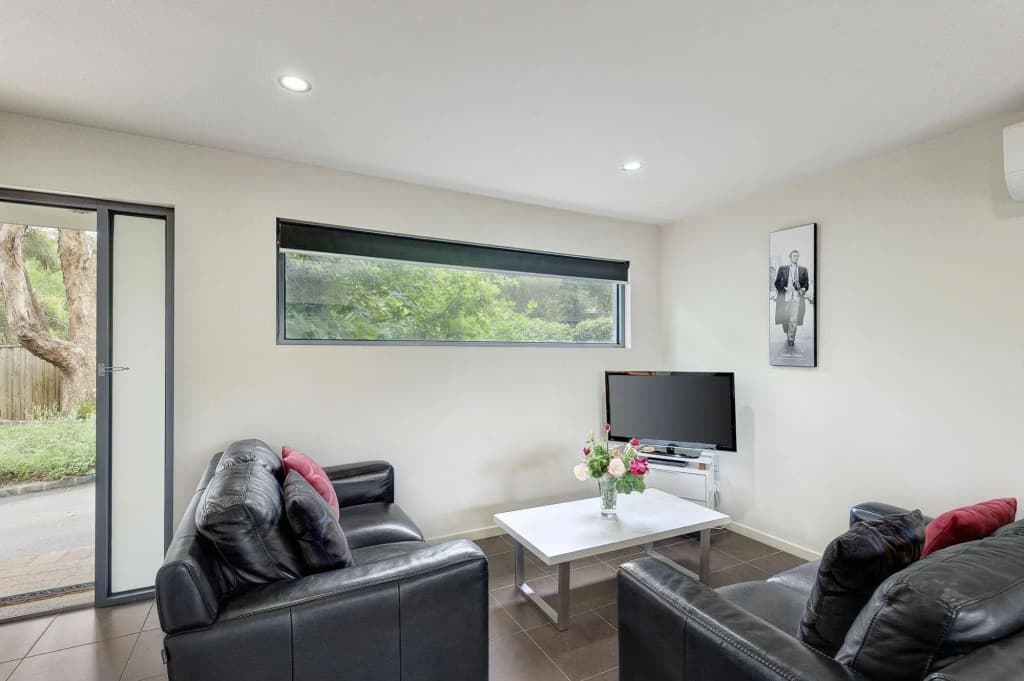 Bungunyah Apartments - photo 6