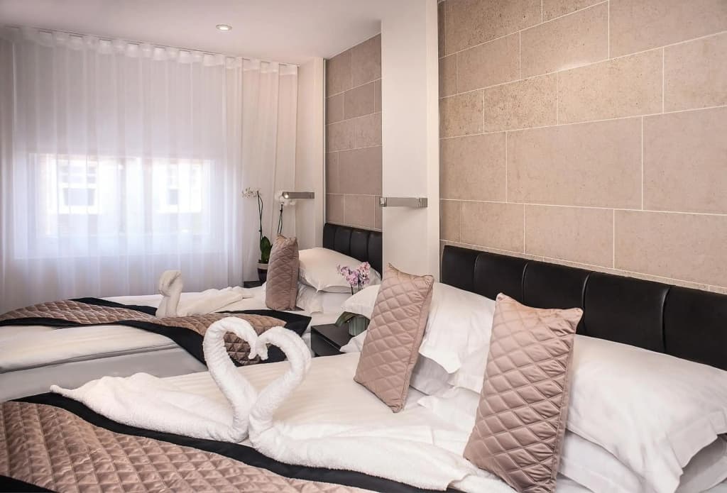 NOX Kensington Hotel - photo 6