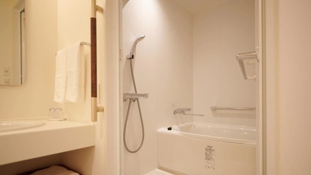 Shin-Osaka Station Hotel - photo 25