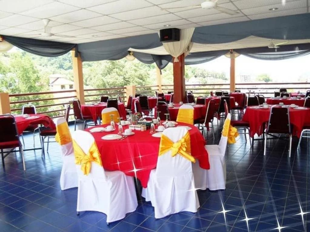 DJ Holiday Resort - photo 22
