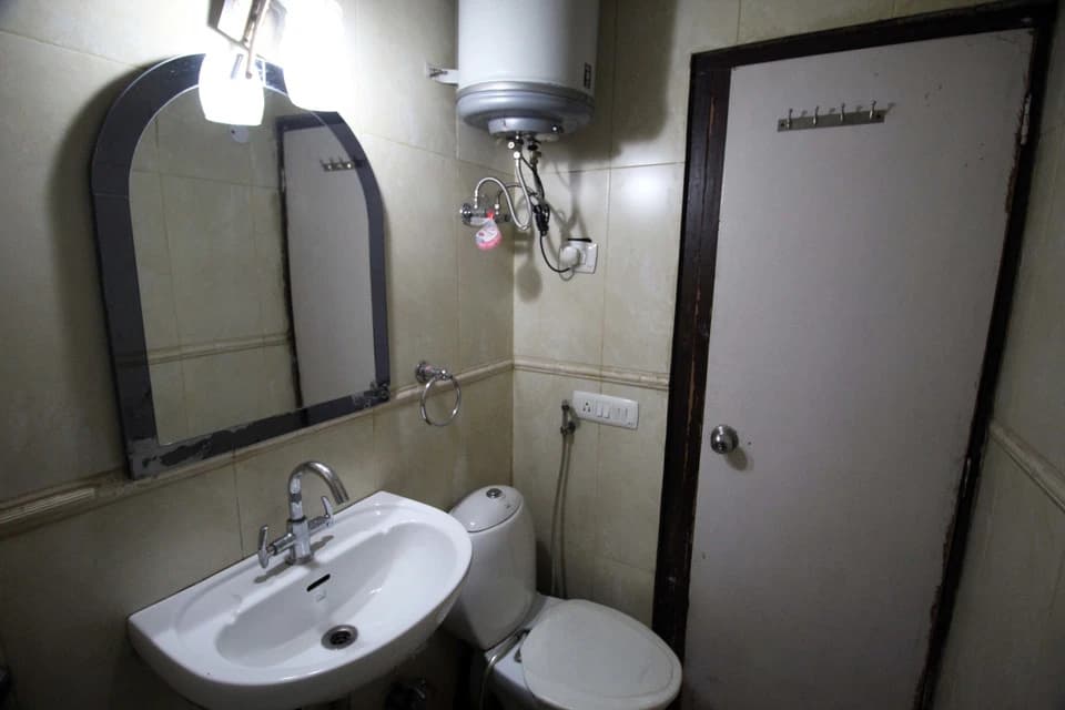 Townhouse 780 Hotel VM Residency - photo 10