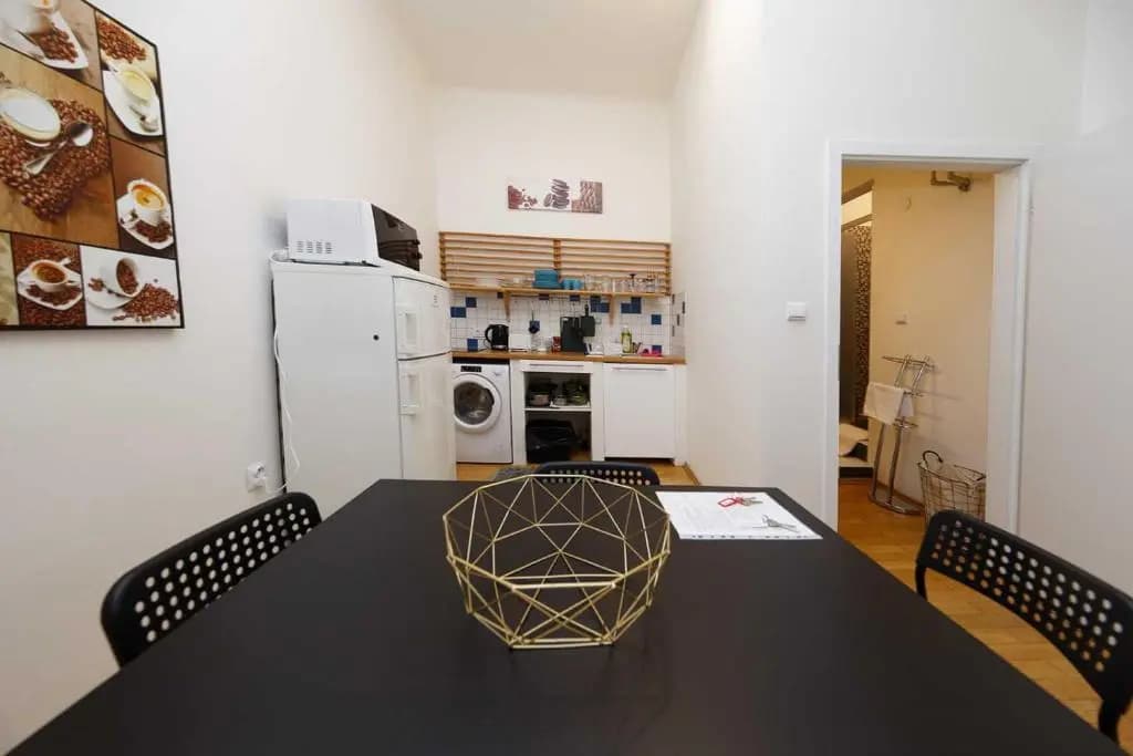 Peter's Tower Apartments - photo 15