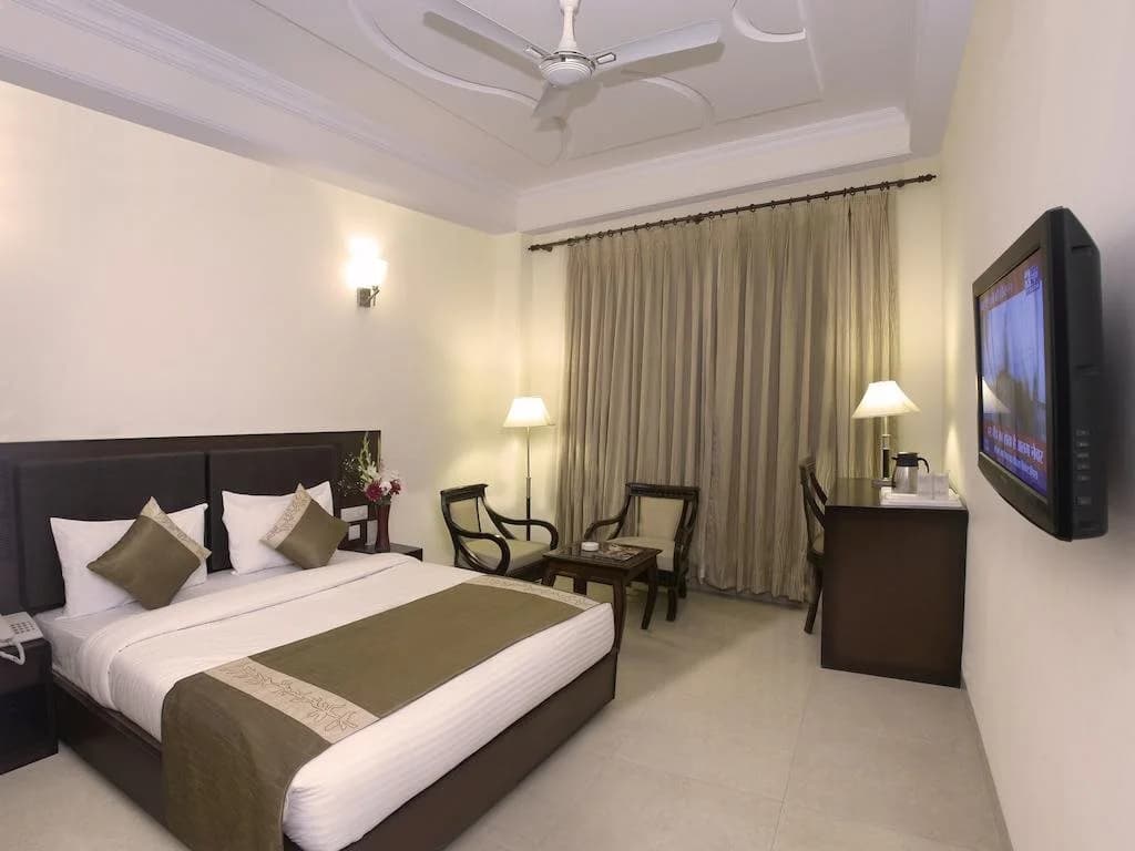 The Shoba Estate - photo 4
