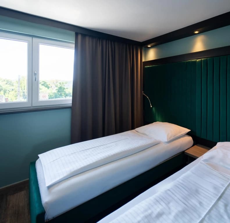 Hotel Bee Green Schönbrunn - photo 2