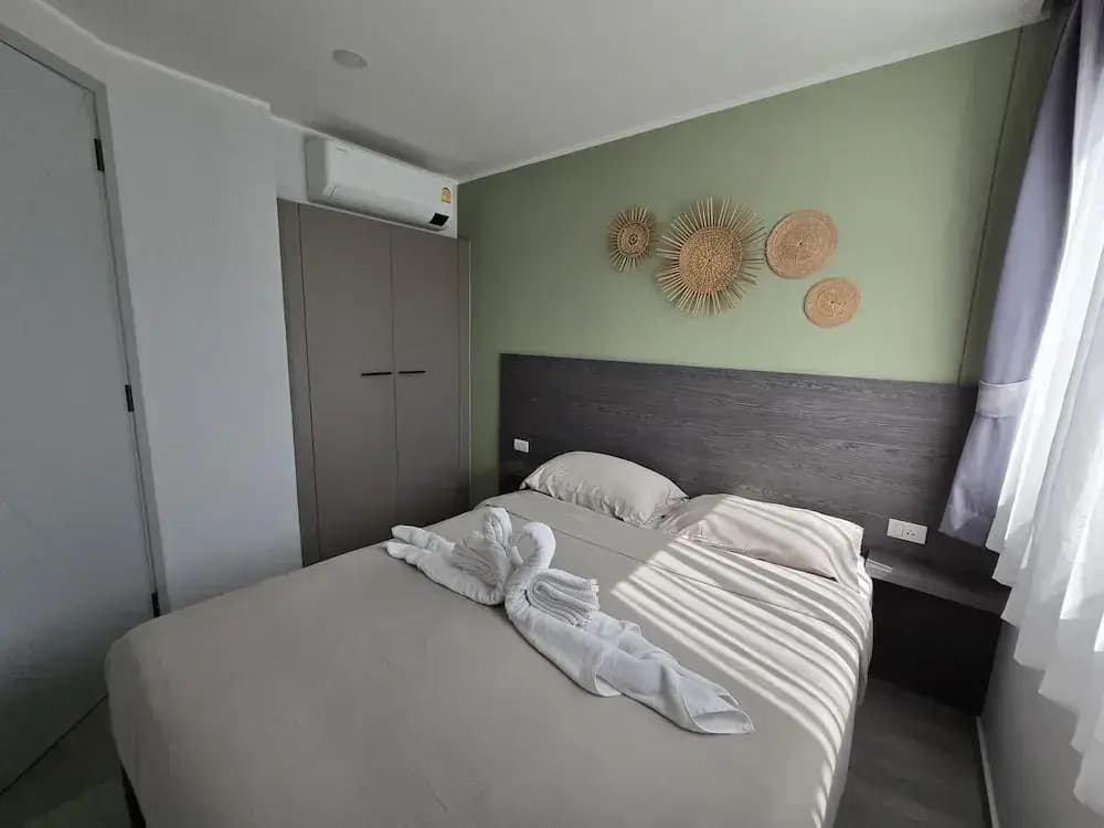 Modern Retreat 1- Bed T3-529 - photo 14