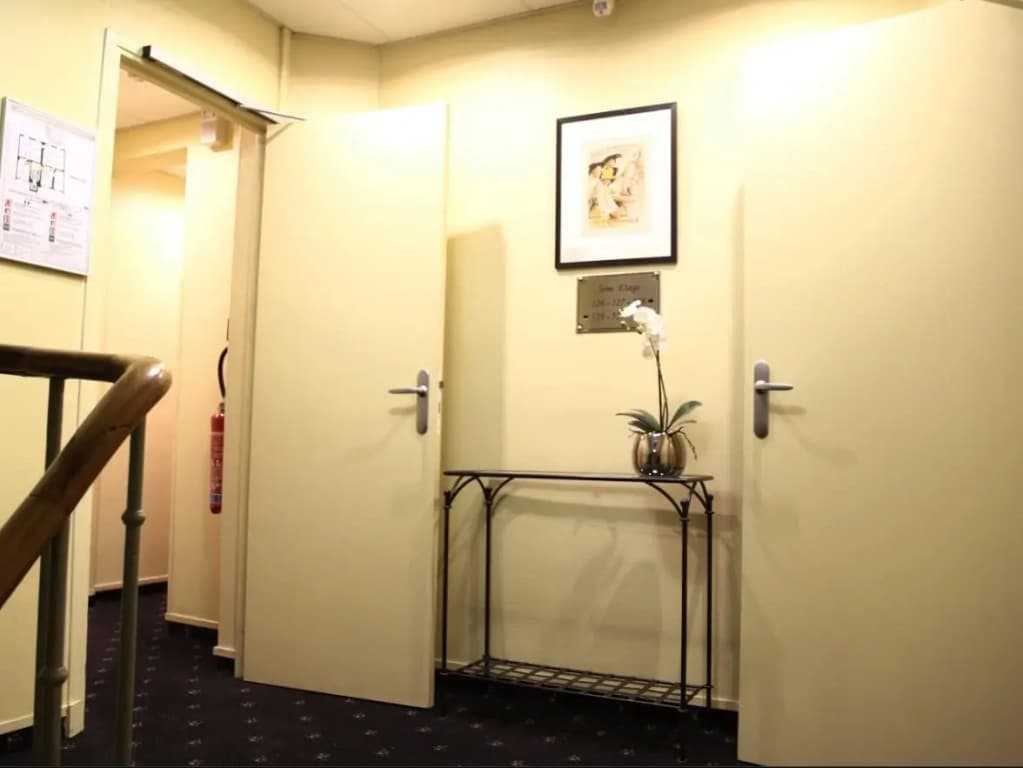 Hotel L'Interlude - photo 12