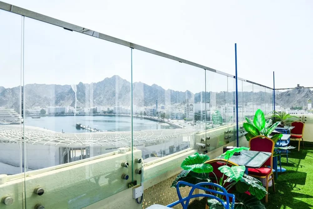 OYO 137 Marina Hotel - photo 8