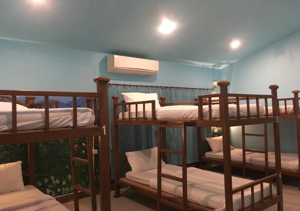The Corner Transit Hostel - photo 10