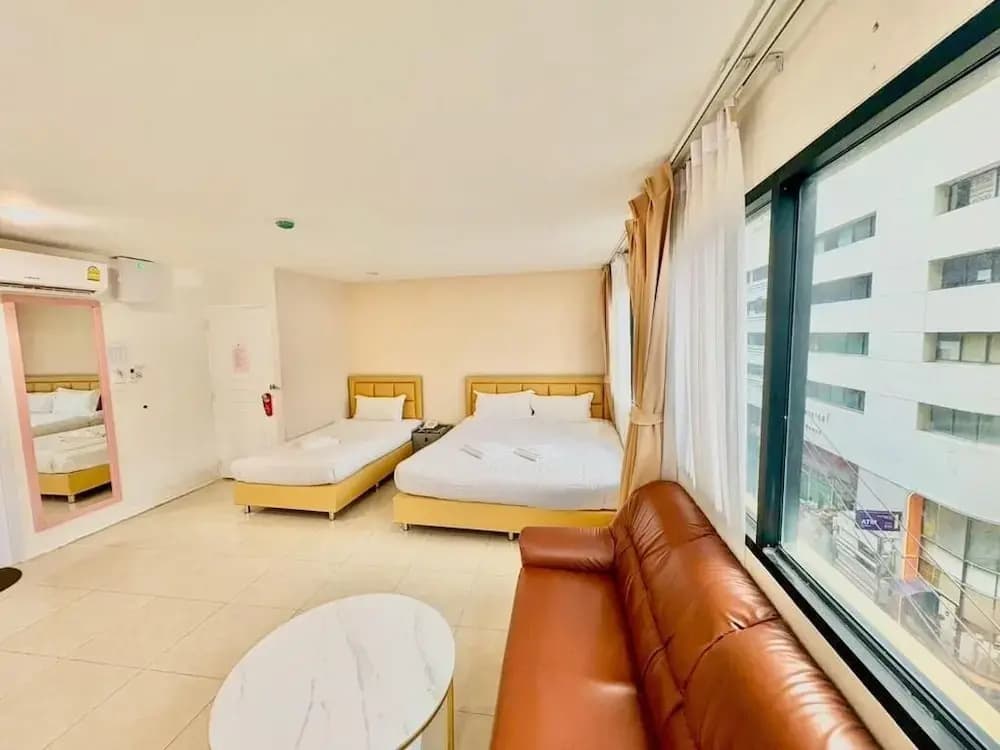 ABCYQ Hotel - photo 5