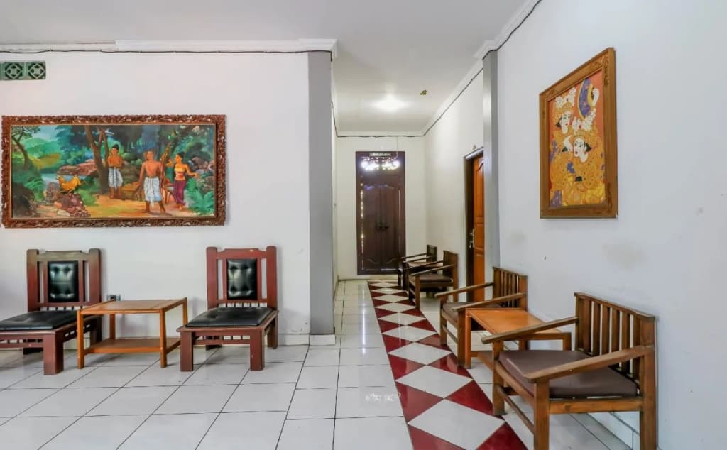OYO 1927 Hotel Candra Adigraha - photo 11