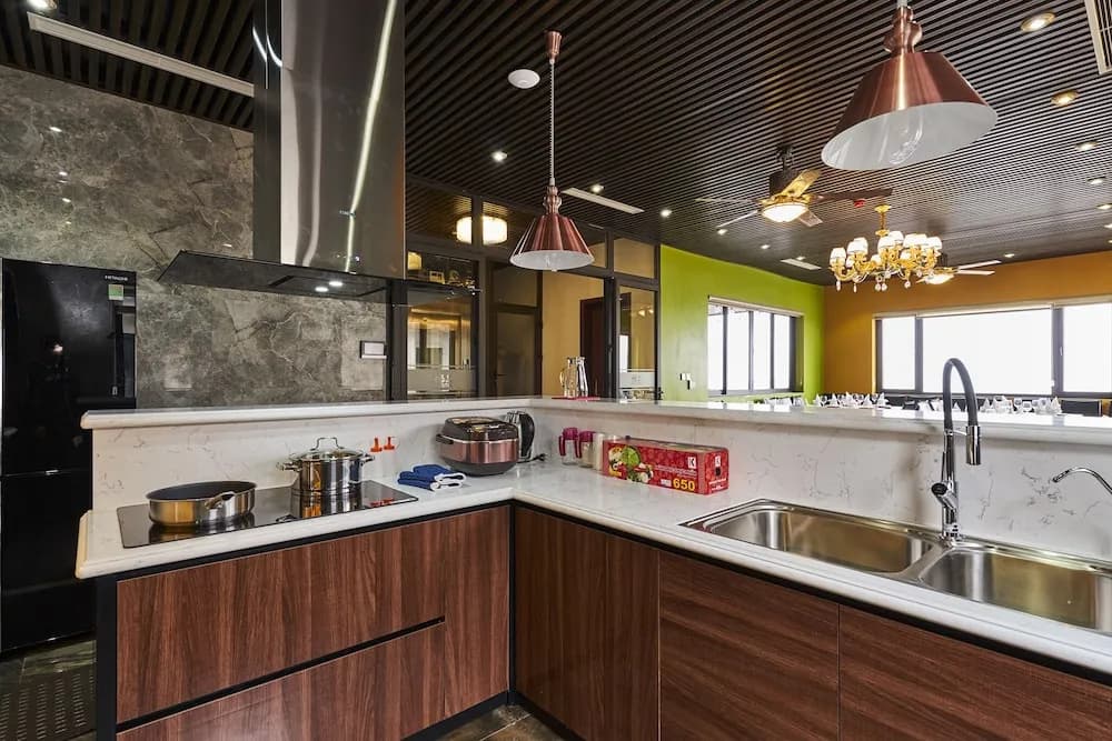 BBQ Villa & Hostel Ha Long - photo 23