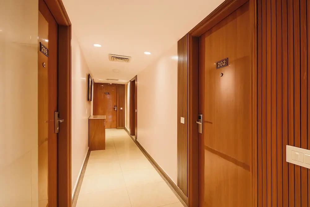 FabHotel Ramhan - Nr. Patel Nagar Metro - photo 13