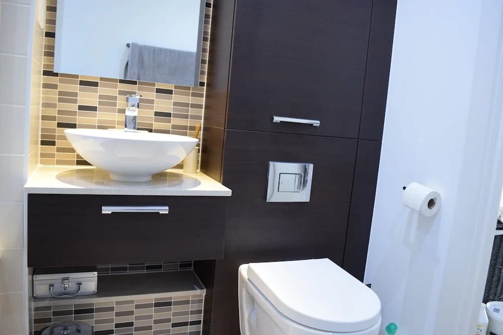 Abbotts Wharf Apartment - photo 8