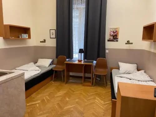 Guest Rest Studio Apartments - photo 4