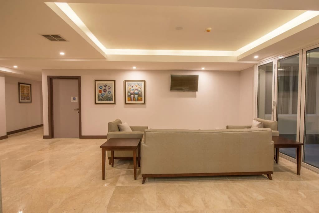 Megaboom City Hotel - photo 14
