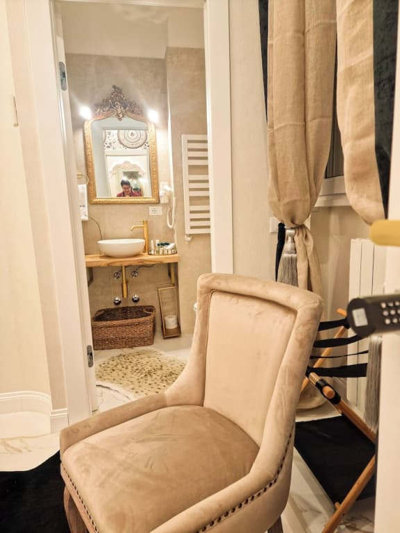 Vaticano 13 guesthouse - photo 4