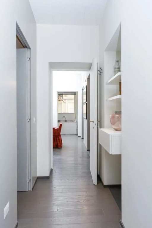 Spanish Steps Deluxe Apartment - photo 9