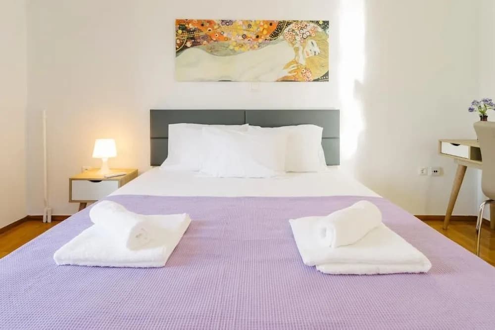 Bright apt. with view to Acropolis - photo 5