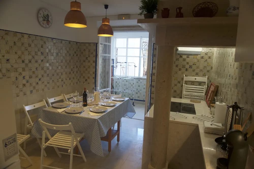 Avenida Cozy Apartment - photo 17