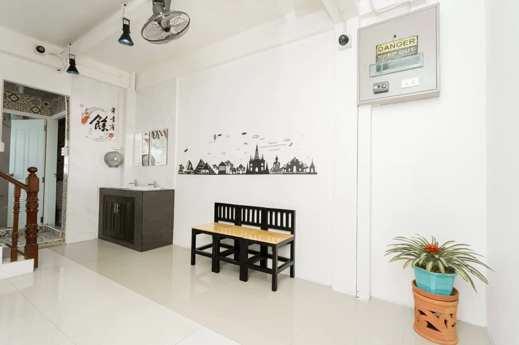 AlphaBed Hostel Bangkok - photo 7