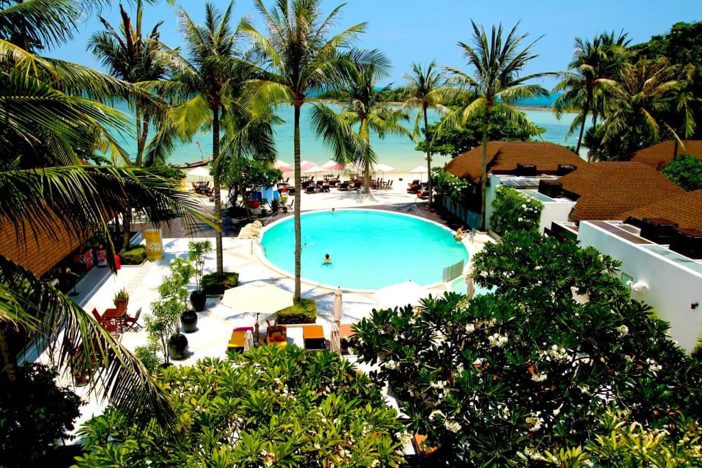 Iyara Beach Hotel & Plaza - photo 22