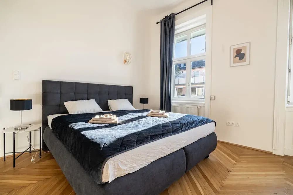 Rochus Stylish Stays - photo 3