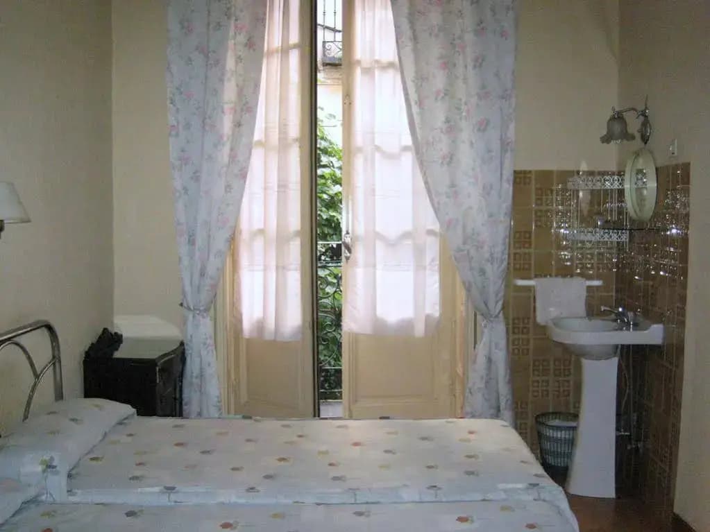 Woohoo Rooms Chueca - photo 5