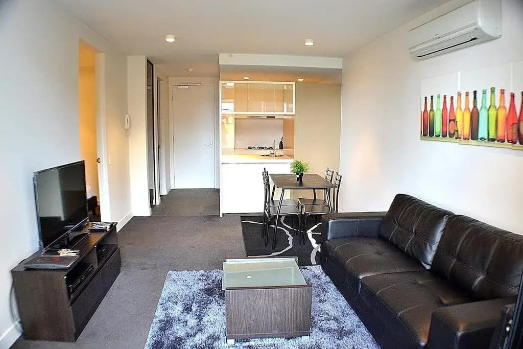 Royal Stays Apartments Melbourne CBD - main photo