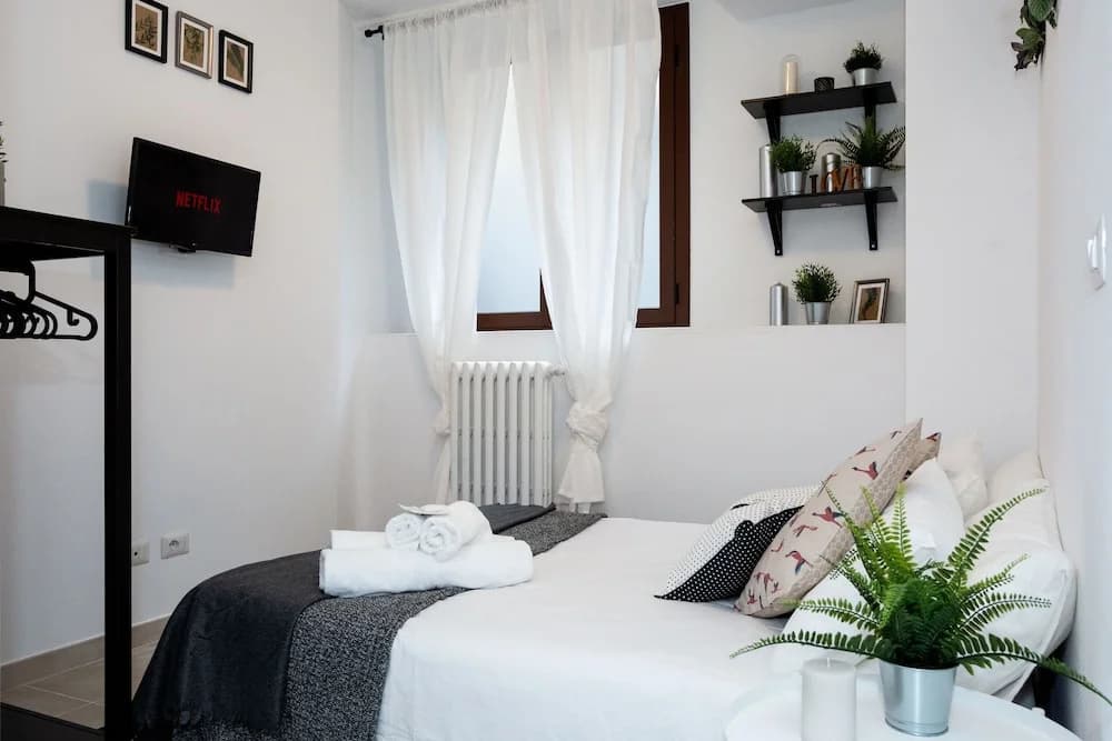 Home Hotel - Paruta 65 - photo 3