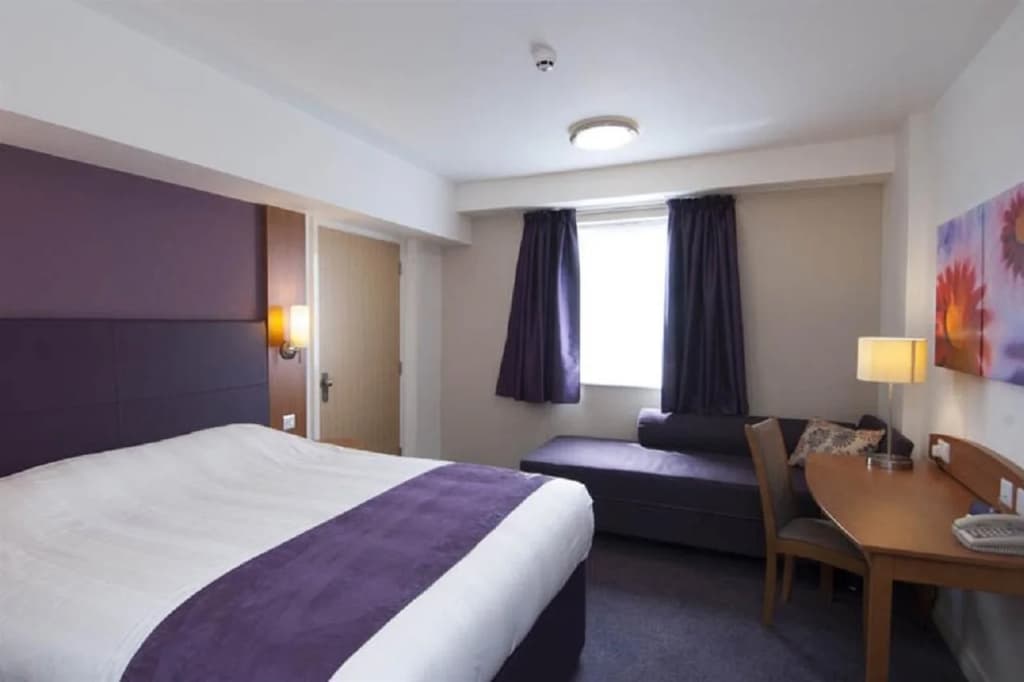 Premier Inn London St Pancras - photo 4