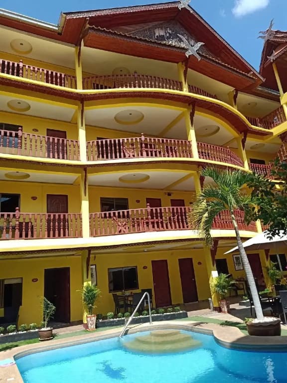 Phratamnak Inn - photo 1